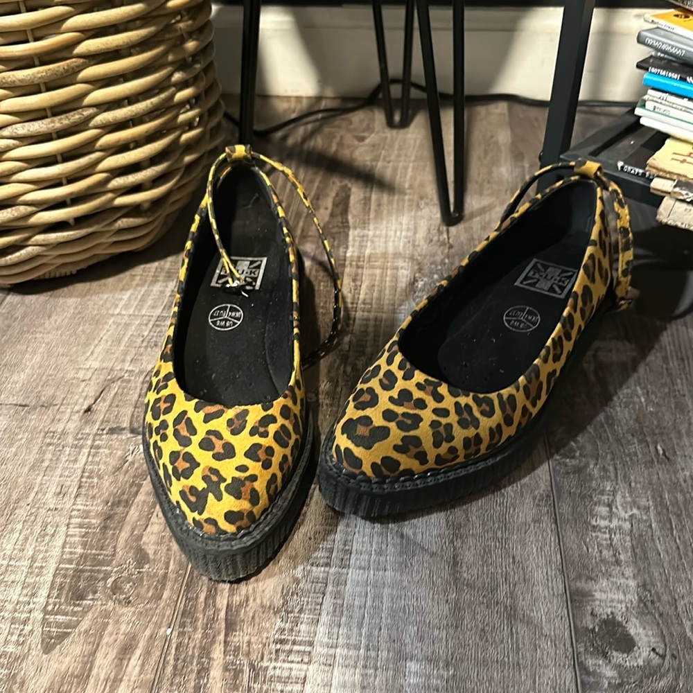 TUK leopard print